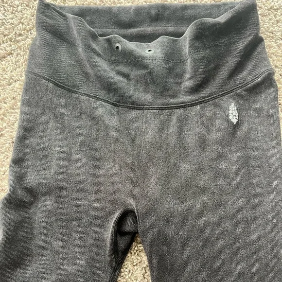 ❌NOT FOR SALE❌Free People Movement Leggings - Picture 5 of 5